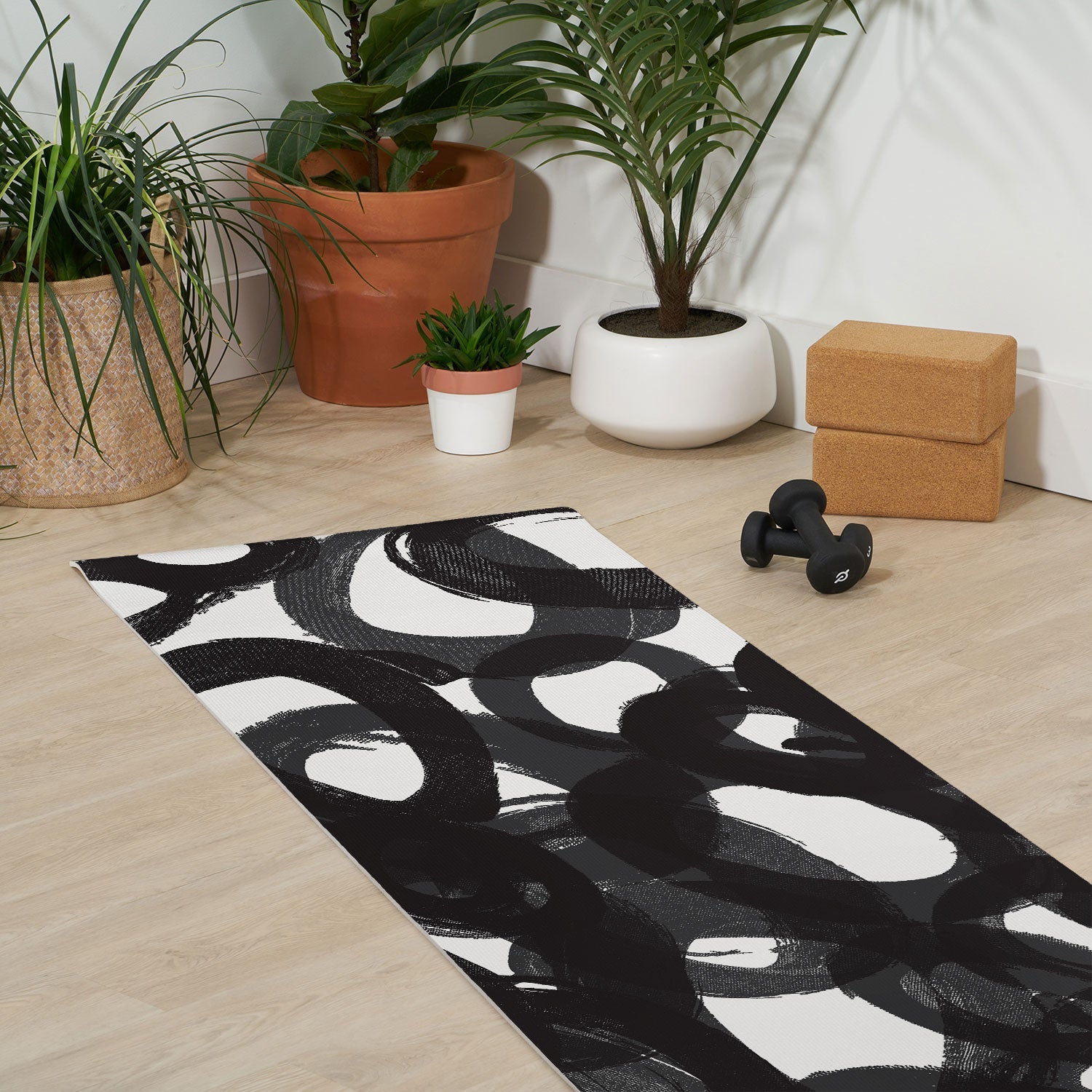 "black circles" yoga mat + towel