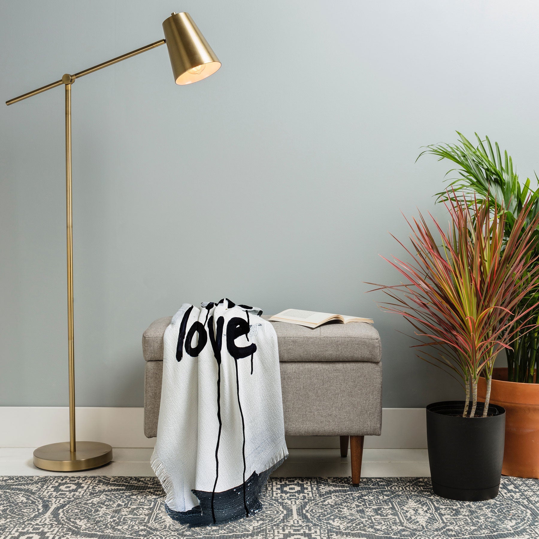 "messy love" throw blanket